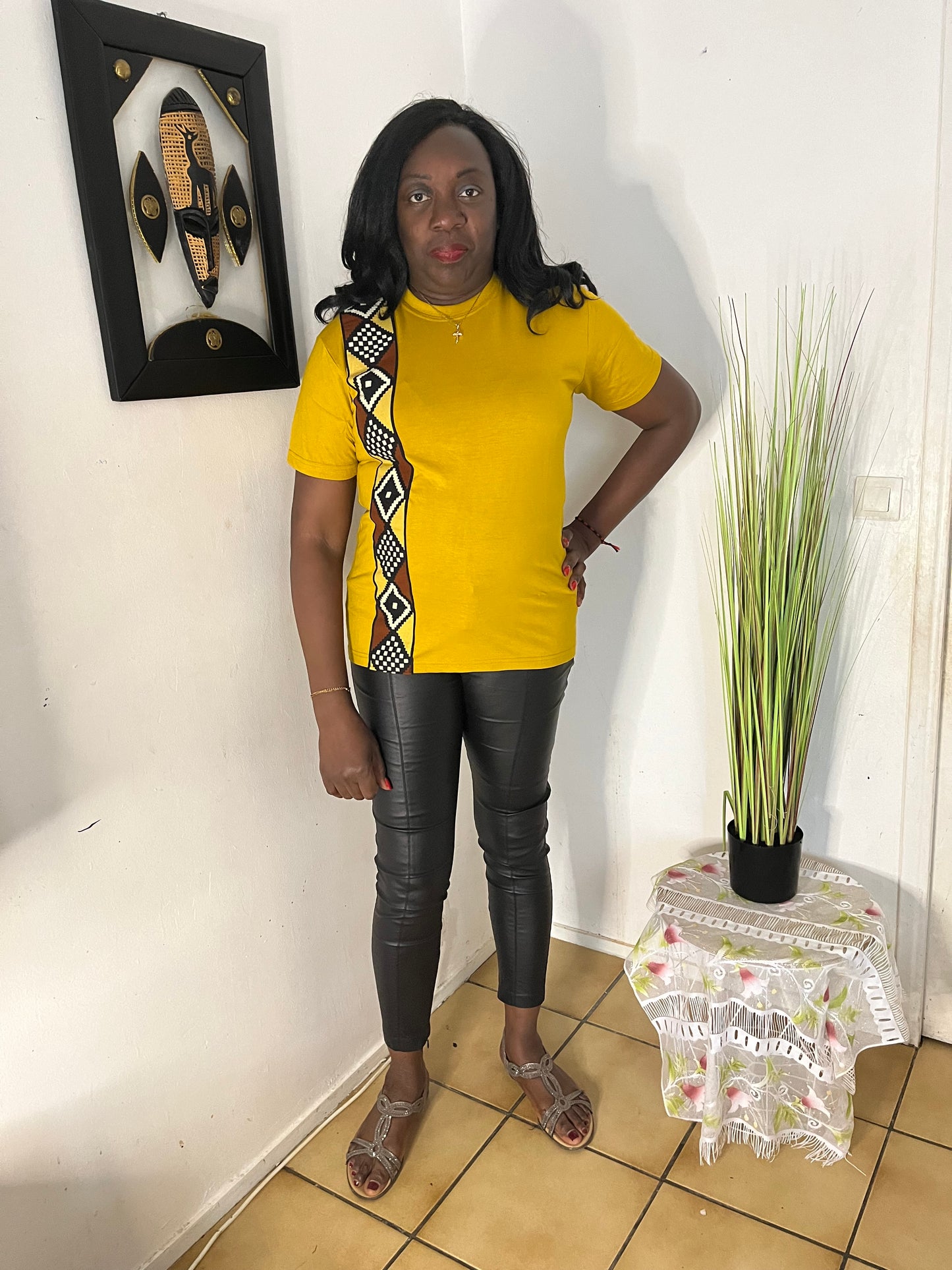 T-SHIRT MANCHE COURTE JAUNE