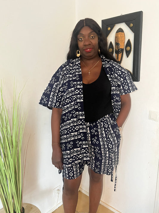 ENSEMBLE SHORT ET KIMONO