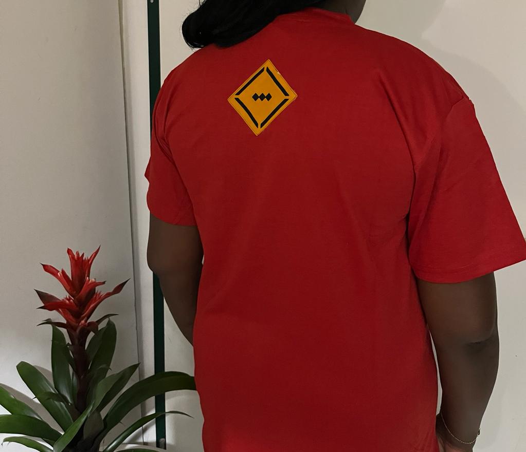 T-SHIRT MANCHE COURTE ROUGE
